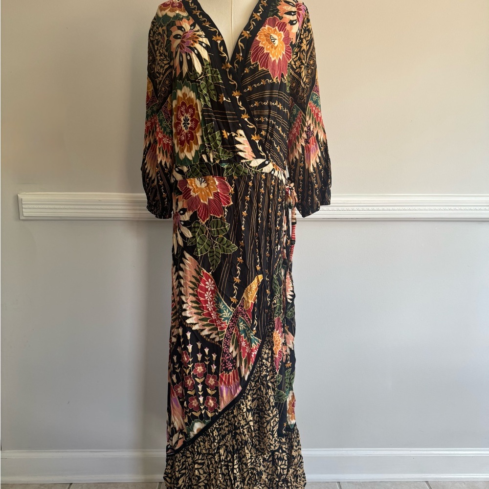 FARM Rio Black Floral Quarter-Length Sleeve Maxi Dress